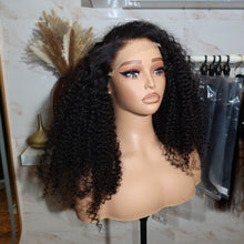 Charger l'image dans la galerie, BECKY