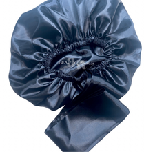 Charger l'image dans la galerie, Bonnet en satin à bandes